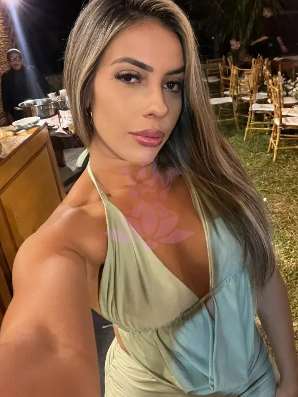 Thaís - foto 4 do perfil público